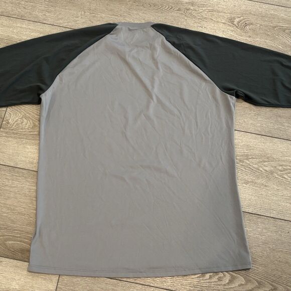 Patagonia Shirt Mens Large Grey Capilene Hiking Base Layer Performance Outdoor - Picture 9 of 9